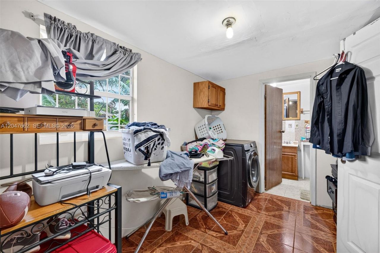 721 N 69th Ave, Hollywood, FL 33024 Photo