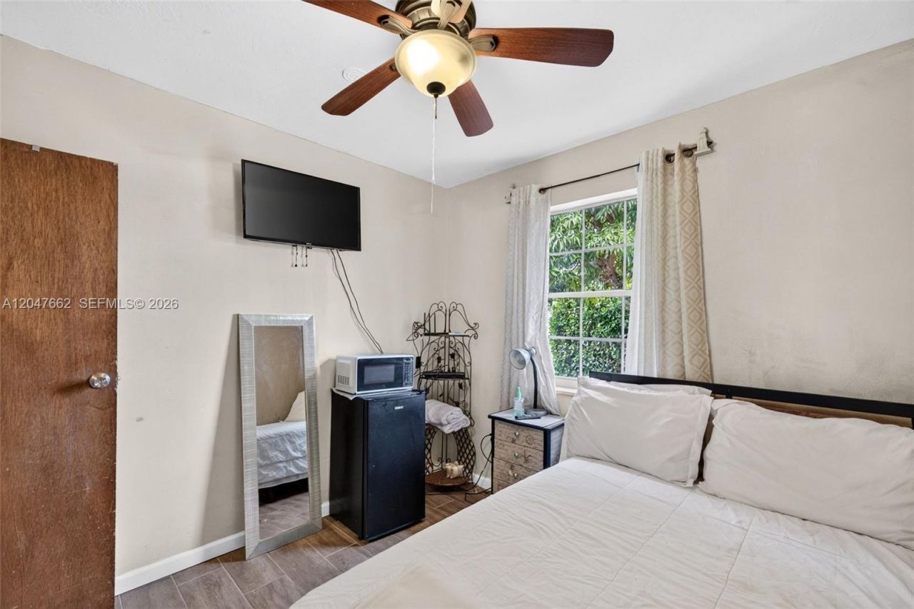 721 N 69th Ave, Hollywood, FL 33024 Photo