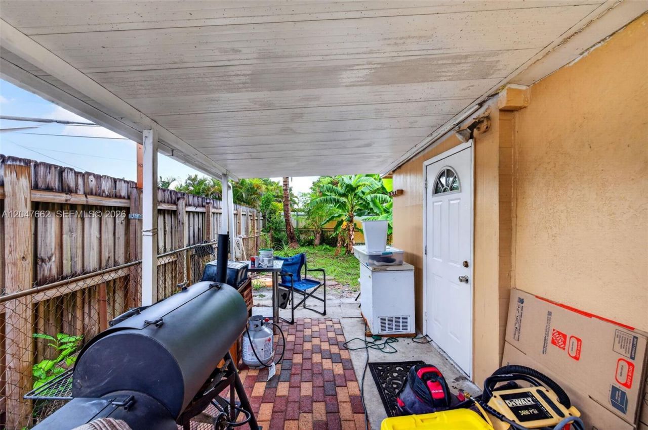 721 N 69th Ave, Hollywood, FL 33024 Photo