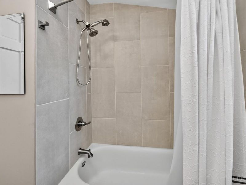 444 Hidden Valley Lane, Wyoming, OH 45215 Photo 44