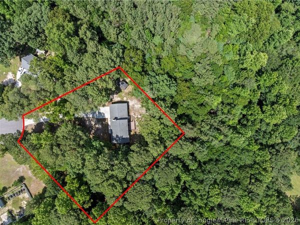 94 S Hillside Drive , Spring Lake, NC 28390