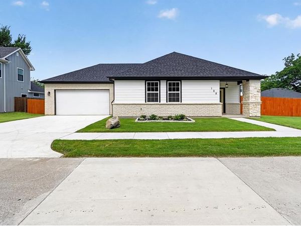 108 Griffin Street, Waxahachie, TX 75165