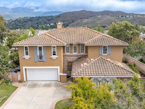 4300 Via Entrada, Newbury Park, CA 91320