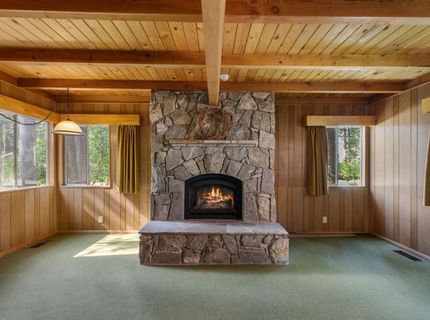 15541 South Shore Drive, Truckee, CA 96161 Photo