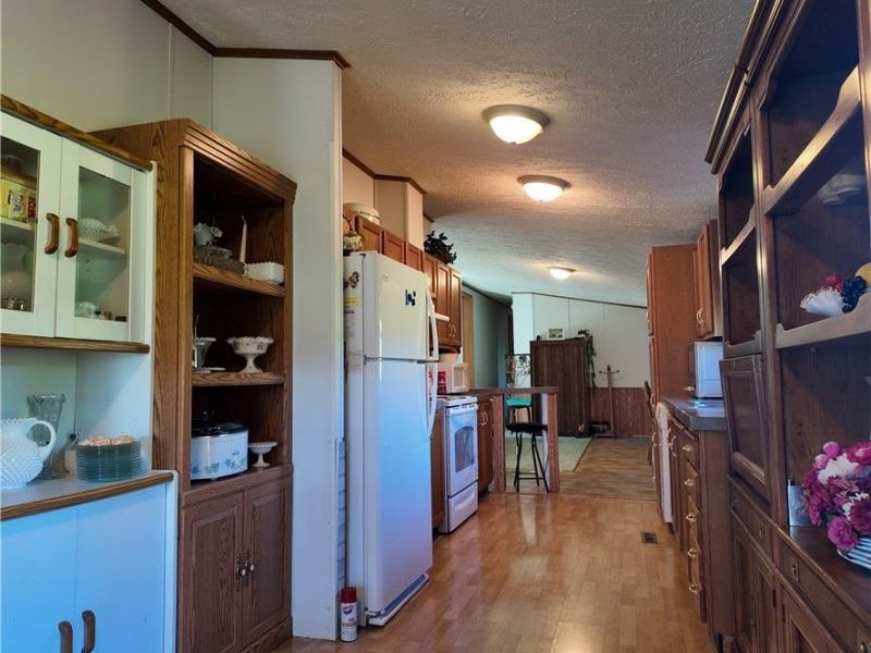 44890 Lafferty Road, Saint Clairsville, OH 43950 Photo 12
