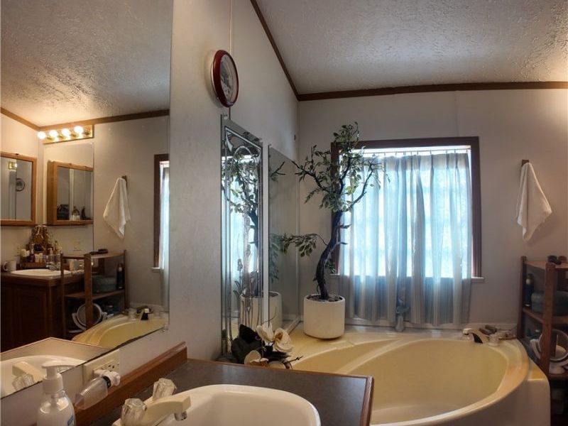 44890 Lafferty Road, Saint Clairsville, OH 43950 Photo 20
