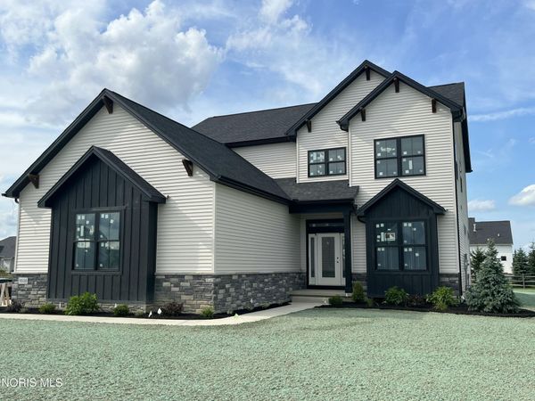 9510 Rockingham Drive, Whitehouse, OH 43571