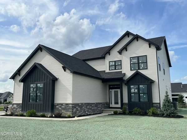 9510 Rockingham Drive, Whitehouse, OH 43571