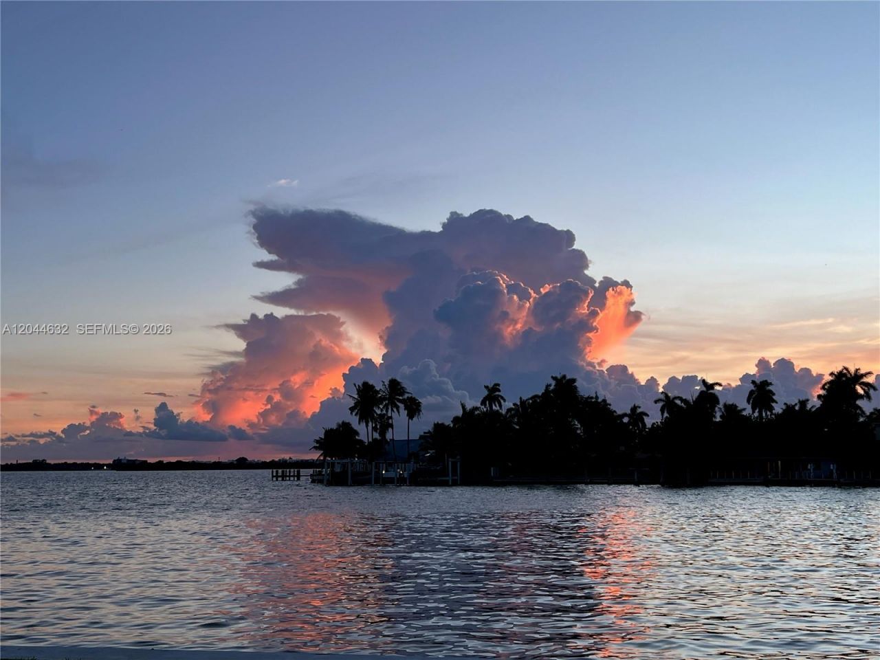 7500 W Treasure Dr , North Bay Village, FL 33141 Photo