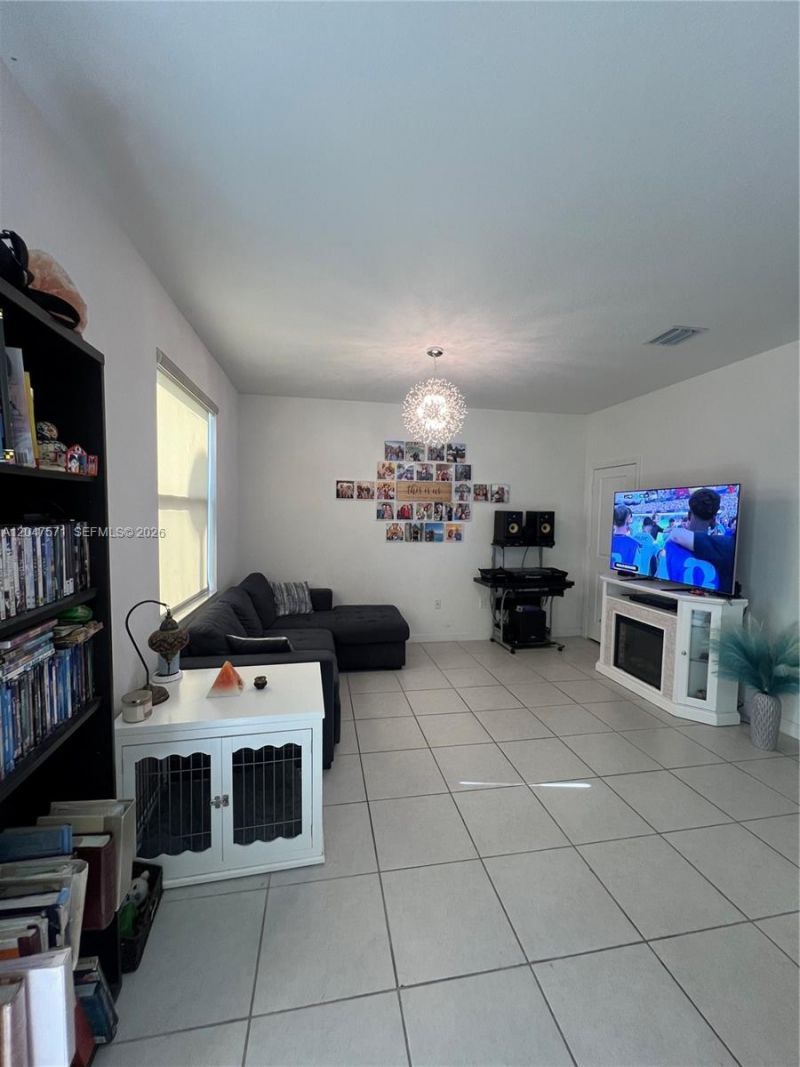 20368 NW 4th Path , Miami Gardens, FL 33169 Photo
