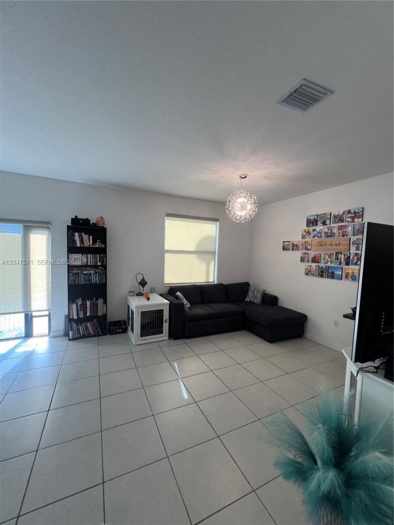 20368 NW 4th Path , Miami Gardens, FL 33169 Photo