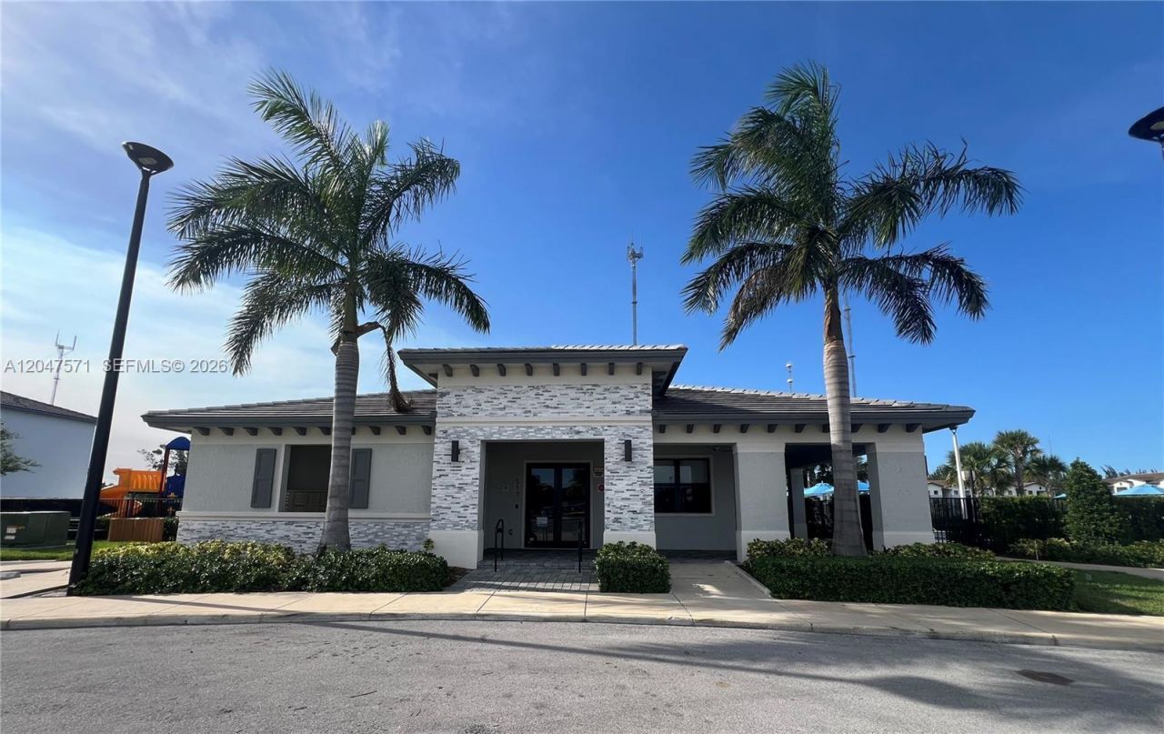 20368 NW 4th Path , Miami Gardens, FL 33169 Photo