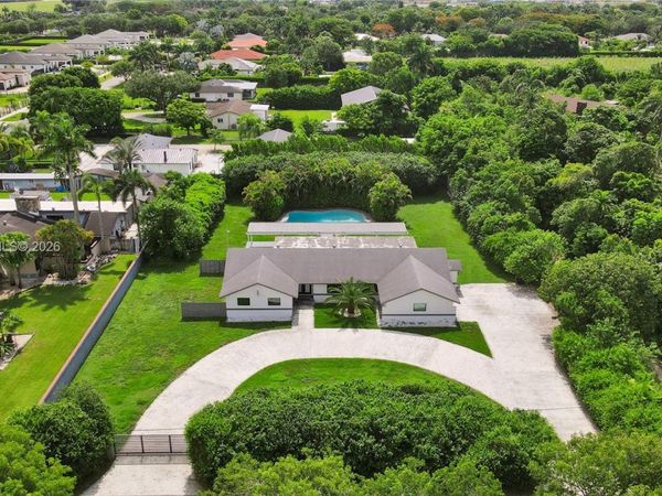 22421 SW 184th Ave , Miami, FL 33170