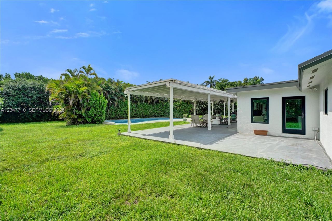 22421 SW 184th Ave , Miami, FL 33170 Photo