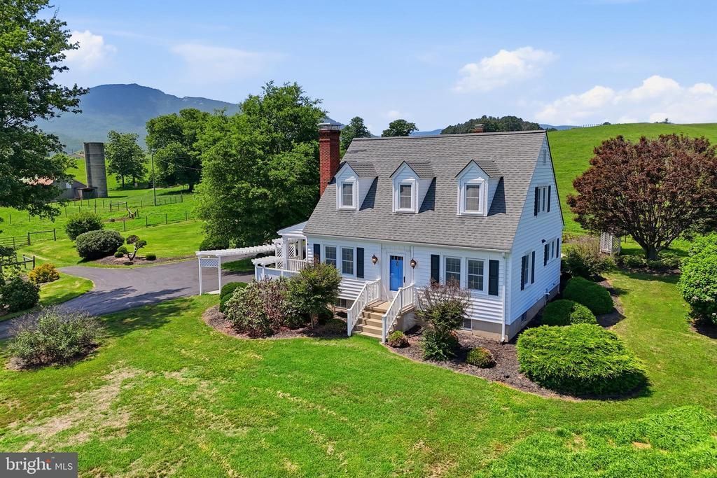 6117 S F T VALLEY ROAD , ETLAN, VA 22719