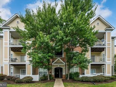 20903 CEDARPOST SQUARE, Unit 102, ASHBURN, VA 20147