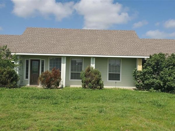 1656 County Road 697, Farmersville, TX 75442