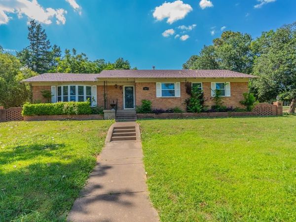 2233 Westfield Street, Grand Prairie, TX 75050