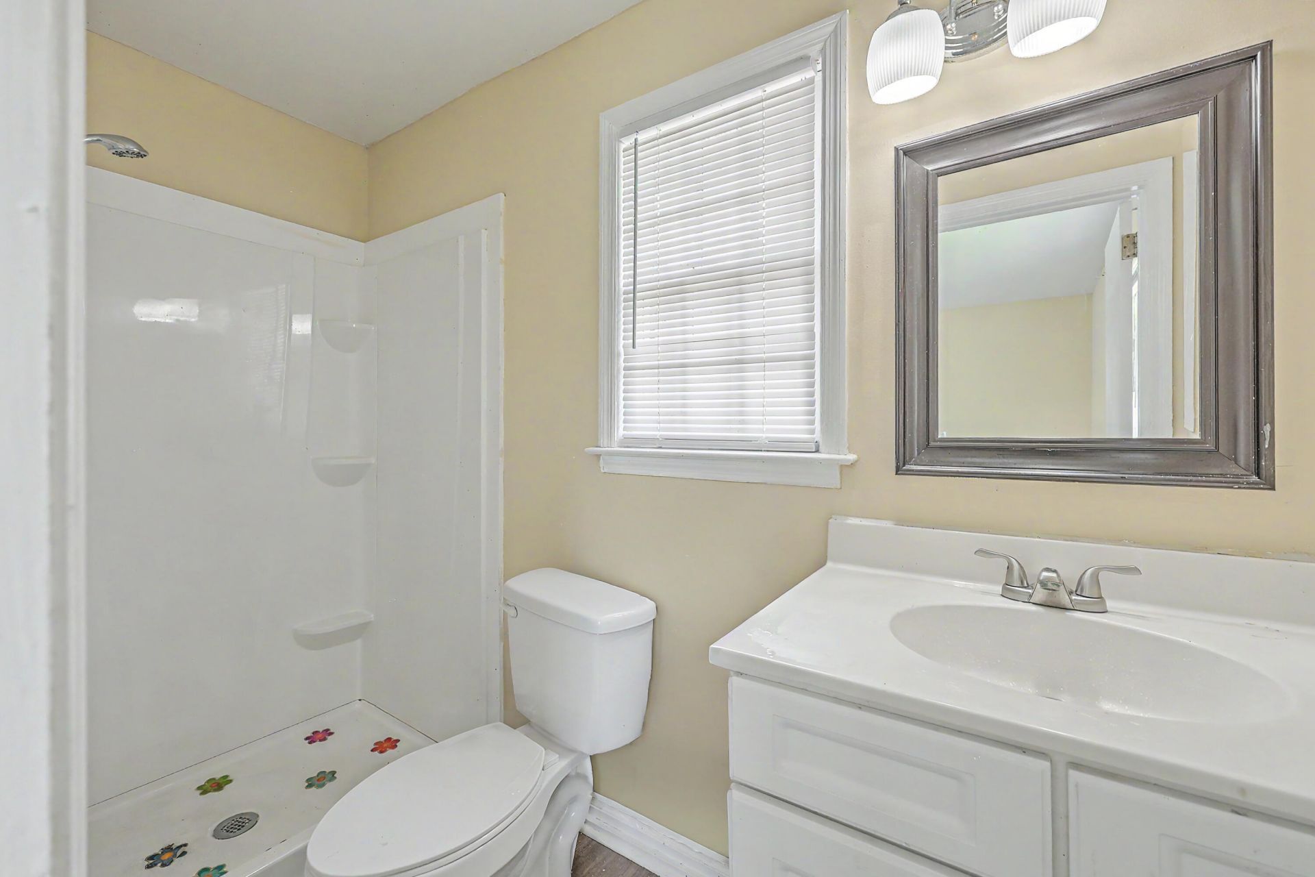 104 Hamlet Lane Photo 21