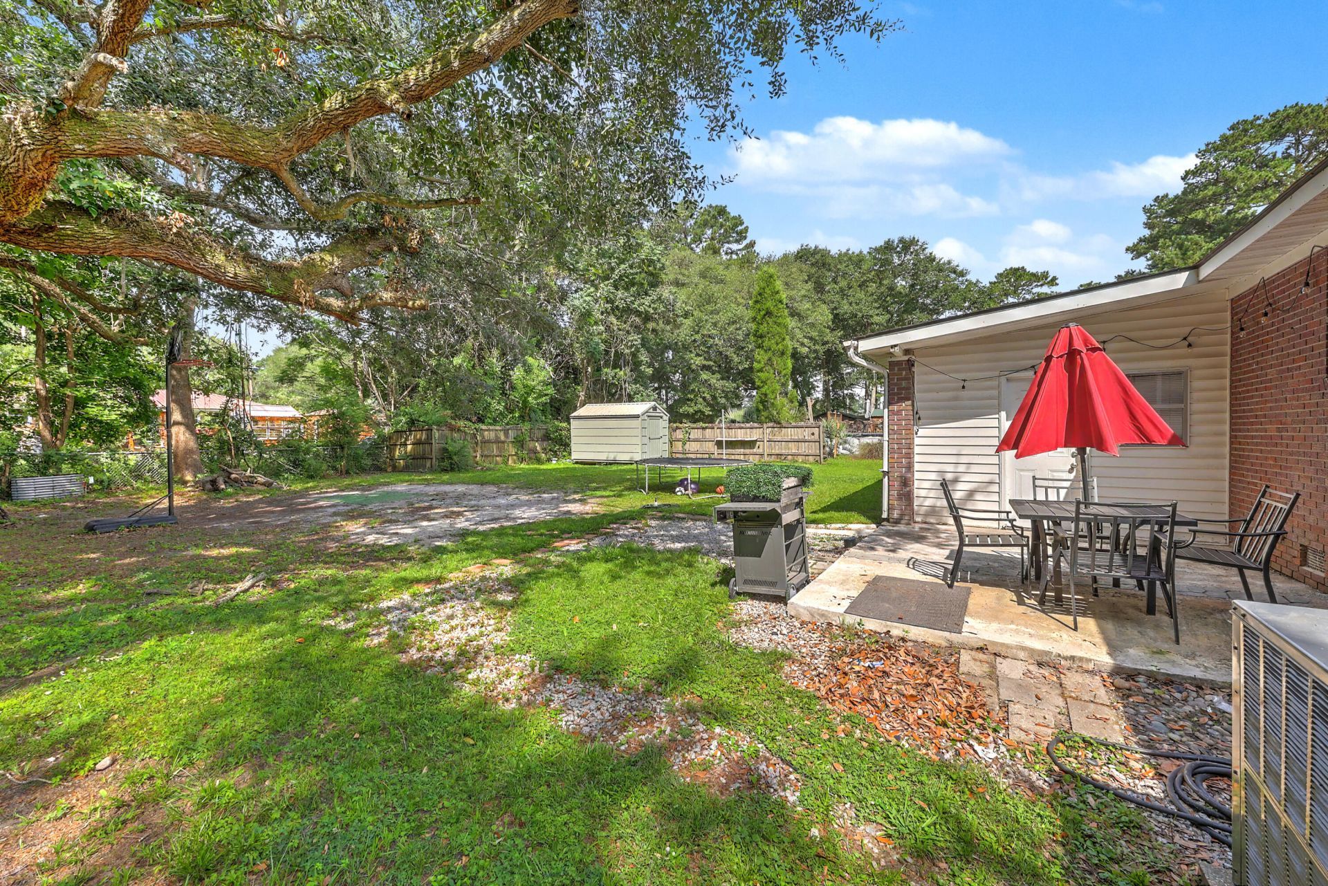 104 Hamlet Lane Photo 45