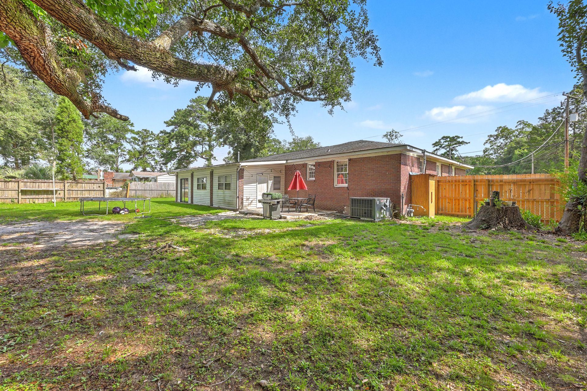104 Hamlet Lane Photo 46