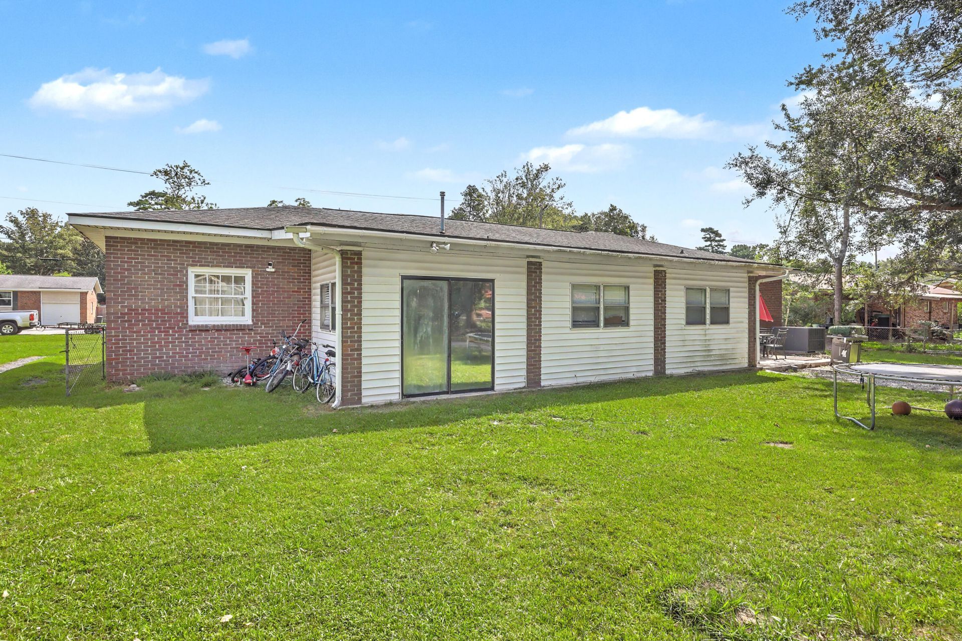104 Hamlet Lane Photo 49