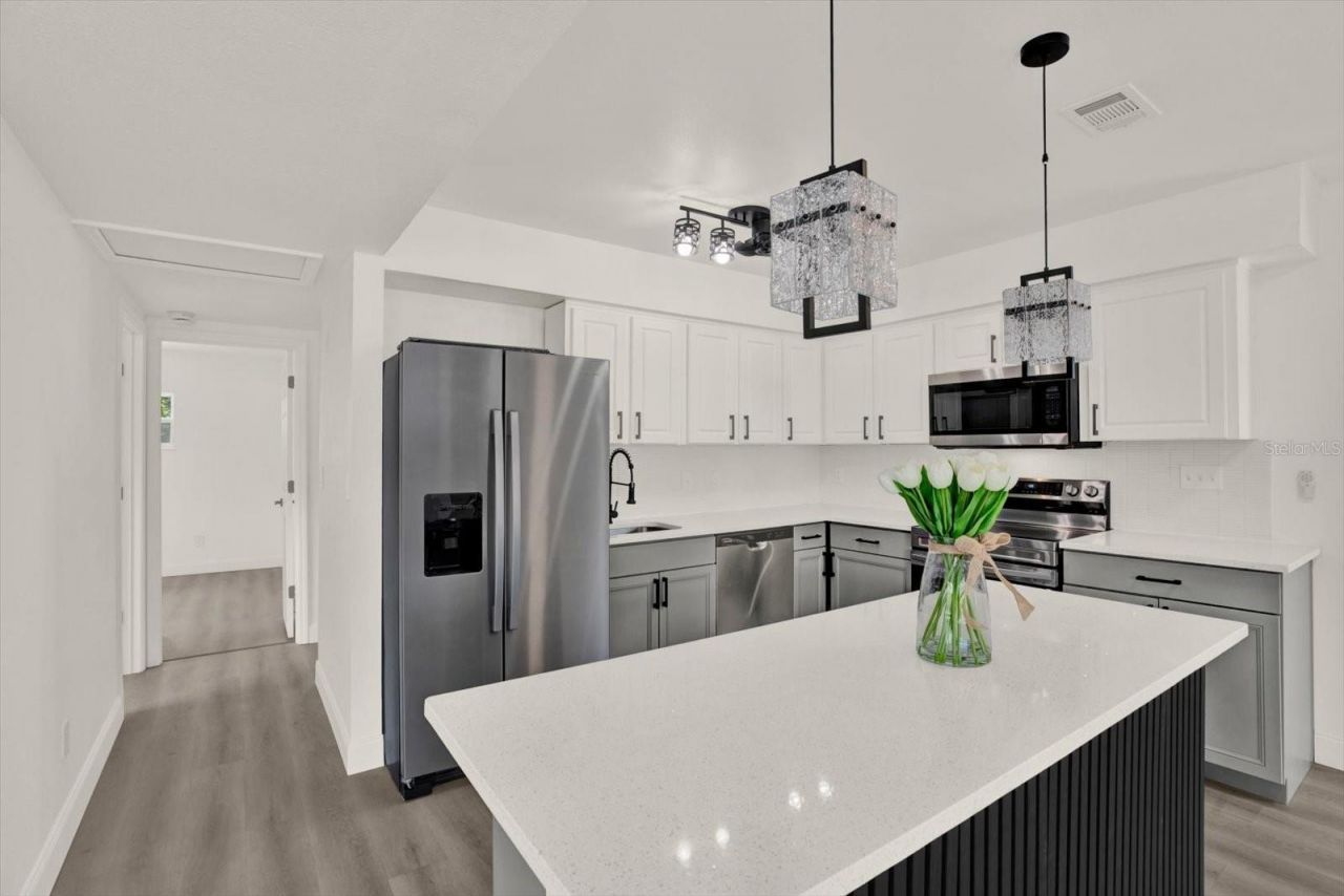 4200 Huntington Street Ne, Saint Petersburg, FL 33703 Photo