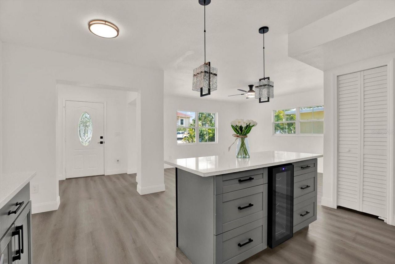 4200 Huntington Street Ne, Saint Petersburg, FL 33703 Photo