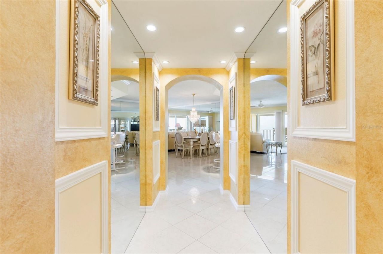 16750 Gulf Boulevard, Unit 414, North Redington Beach, FL 33708 Photo