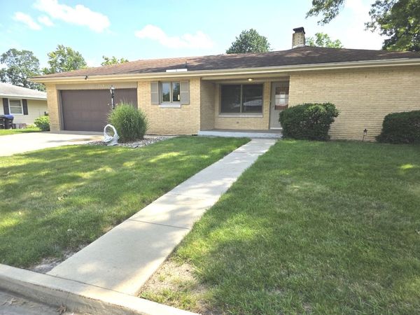 1308 Anderson Street , Bloomington, IL 61701