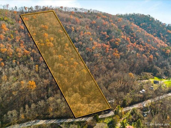 1224 US 25W , LaFollette, TN 37766