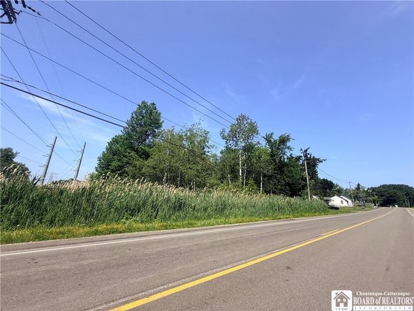 Roberts Road, Dunkirk, NY 14048