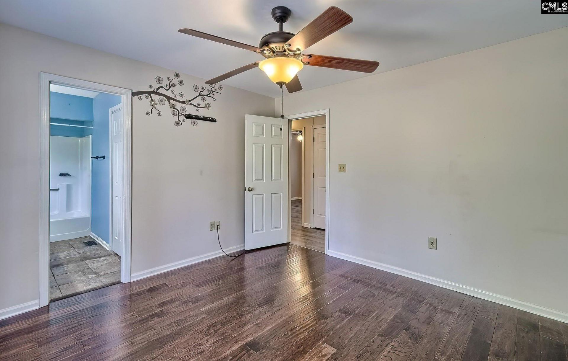 109 Hooterville Drive Photo 14