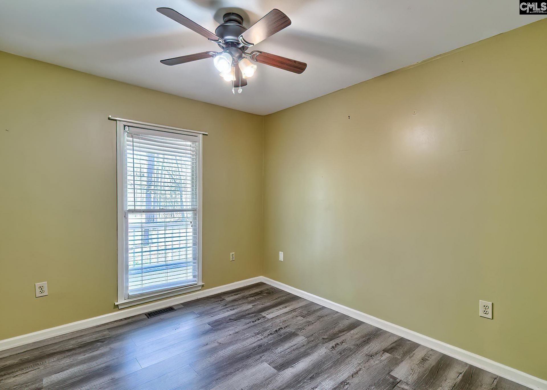 109 Hooterville Drive Photo 16
