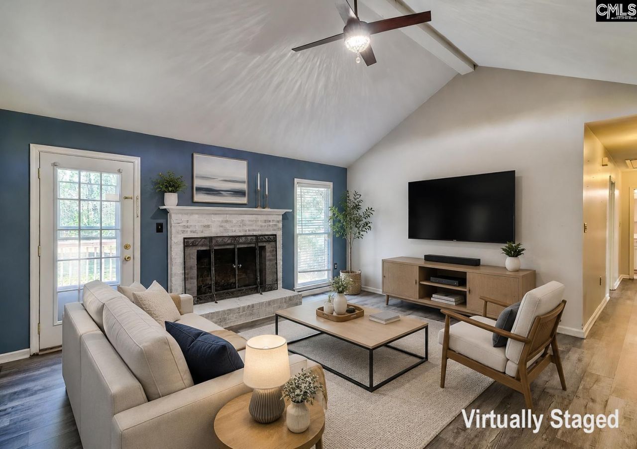109 Hooterville Drive Photo 4