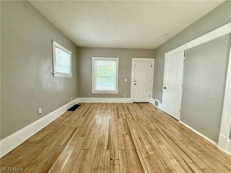 2602 Vega Avenue, Cleveland, OH 44113 Photo 10