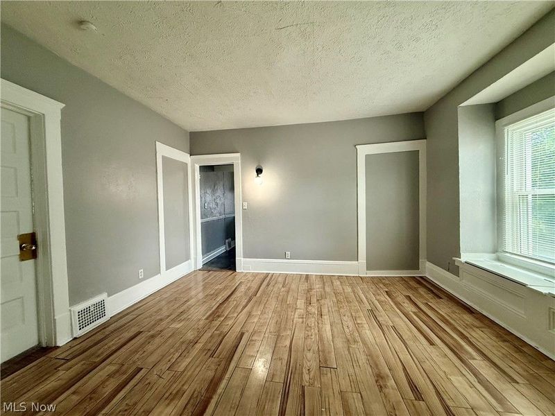 2602 Vega Avenue, Cleveland, OH 44113 Photo 17