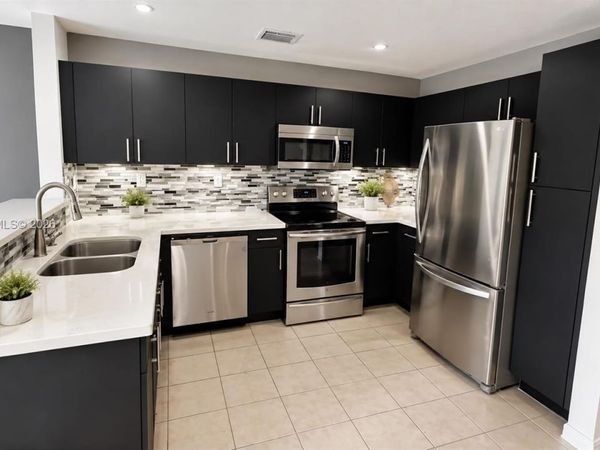 3092 SW 129th Ter, Unit 102, Miramar, FL 33027