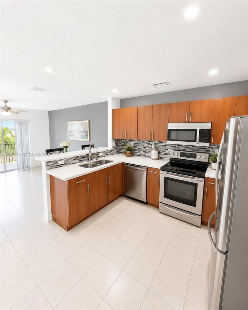 3092 SW 129th Ter, Unit 102, Miramar, FL 33027 Photo