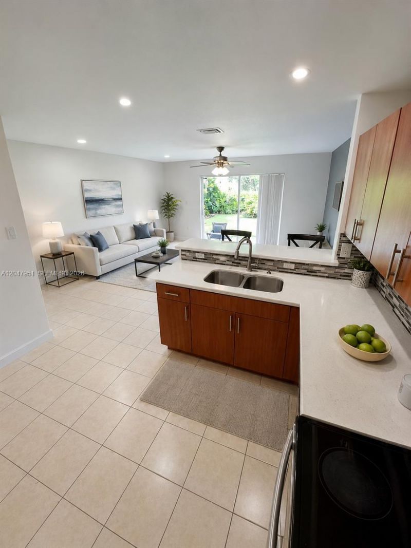 3092 SW 129th Ter, Unit 102, Miramar, FL 33027 Photo