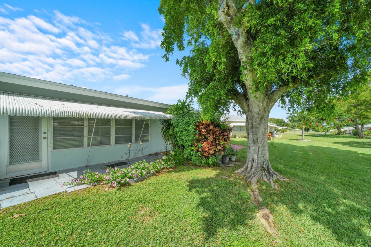 185 High Point Terrace E, Unit B, Delray Beach, FL 33445 Photo