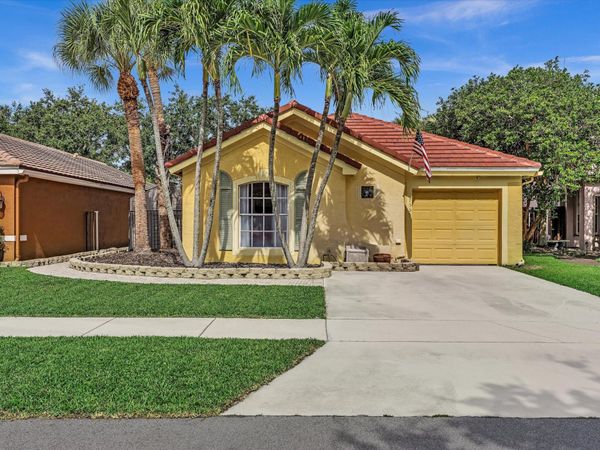 7559 Savannah Lane, Lake Worth, FL 33463