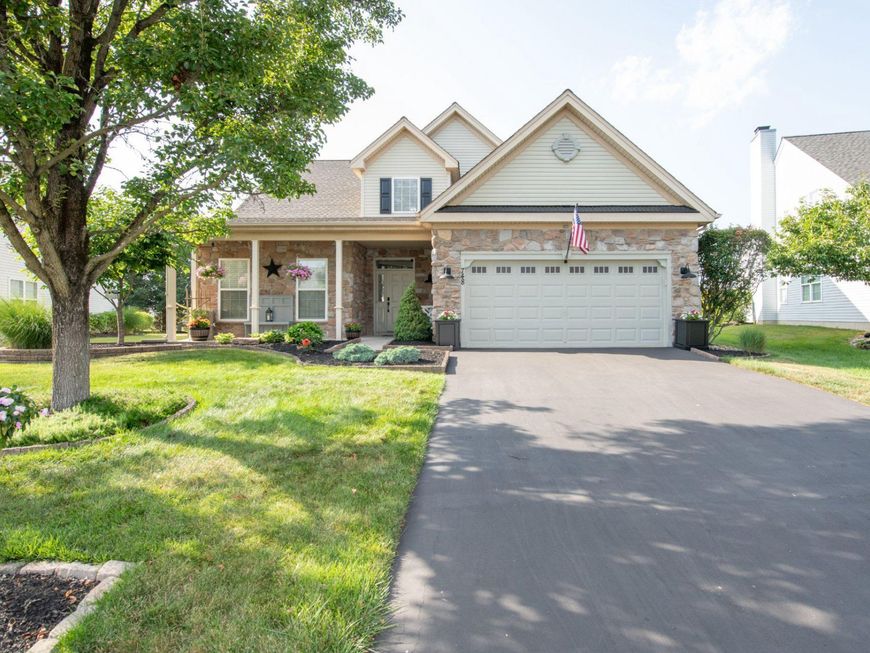 748 S Settlers Circle, Warrington, PA 18976 Main Photo