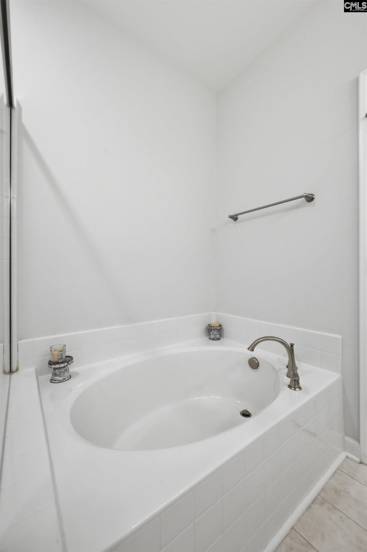 1198 Coopers Ridge Lane  Photo 17