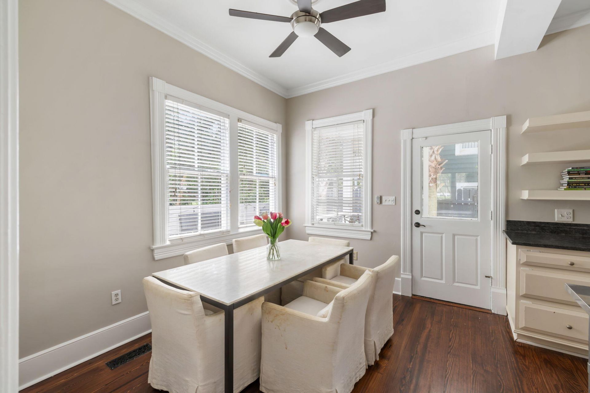 13 Smith Place Photo 12