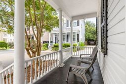 13 Smith Place photo 4
