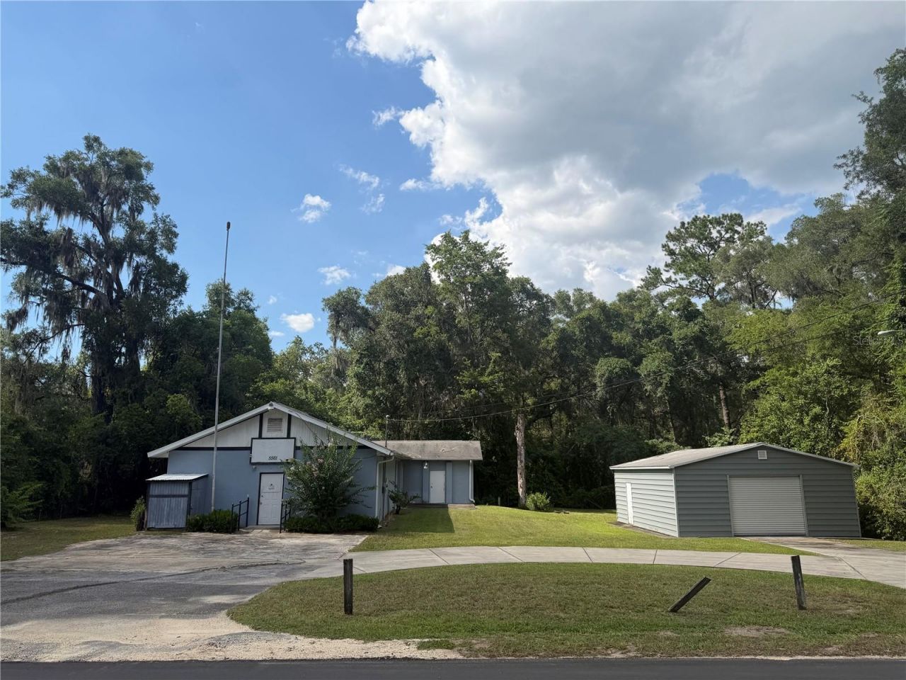5561 NE 35th Street , Silver Springs, FL 34488 Photo