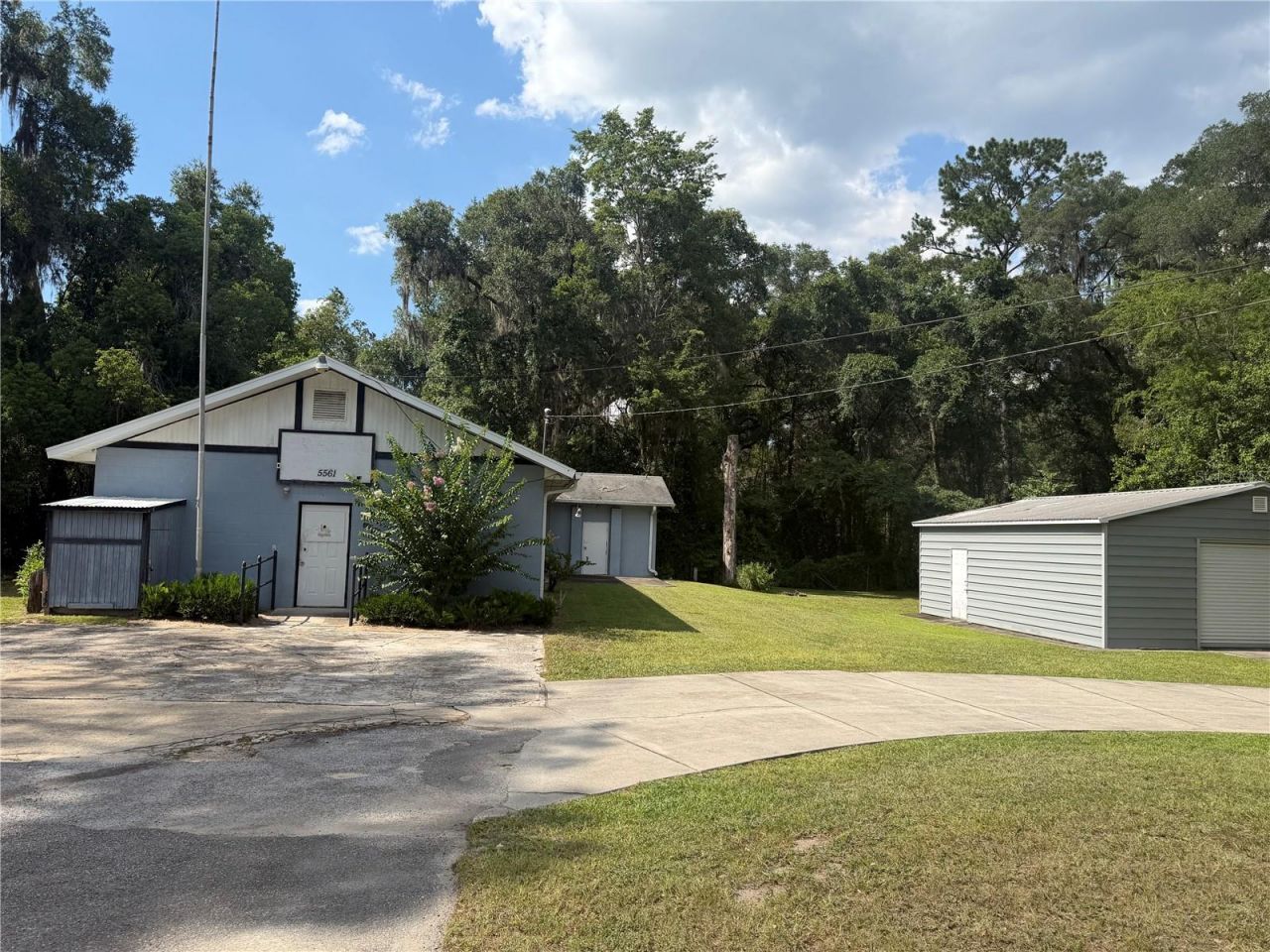 5561 NE 35th Street , Silver Springs, FL 34488 Photo