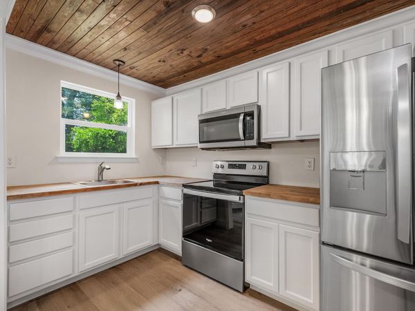 211 Broadmoor Lane, Pensacola, FL 32507