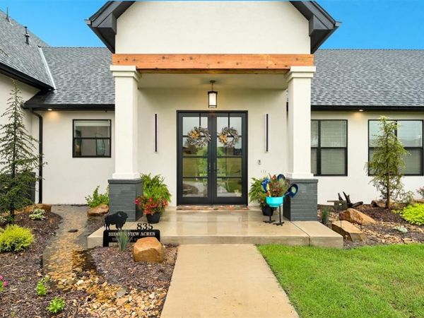 835 Hidden View Acres Drive, Blanchard, OK 73010